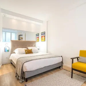 Apartment Happy - Eiffel Studio 2, Paris