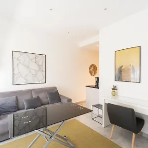  Appartamento Lovely Renovated 45m2 In The Hearth Of Francia