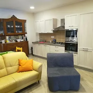 Appartamento In Pieno Centro Italia