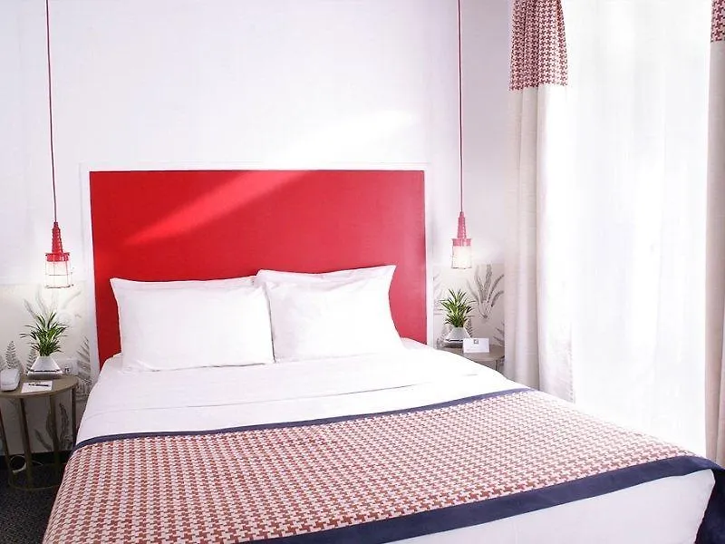 Hotel George - Astotel Paris 3*,