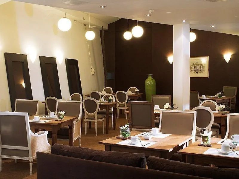***  Hotel George - Astotel Paris France