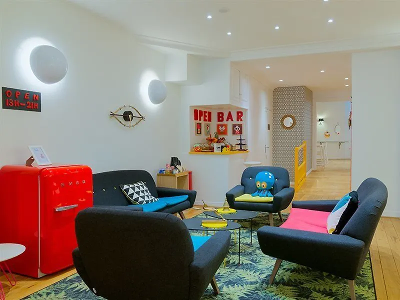 Hotel George - Astotel Paris 3*,